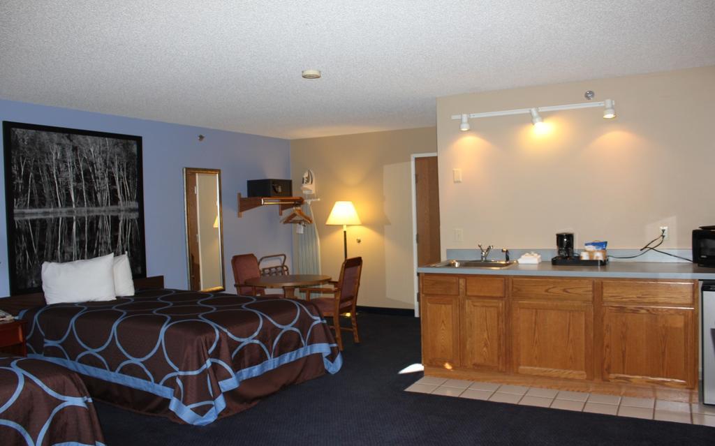 Hotel Super 8 By Wyndham Adrian Camera foto