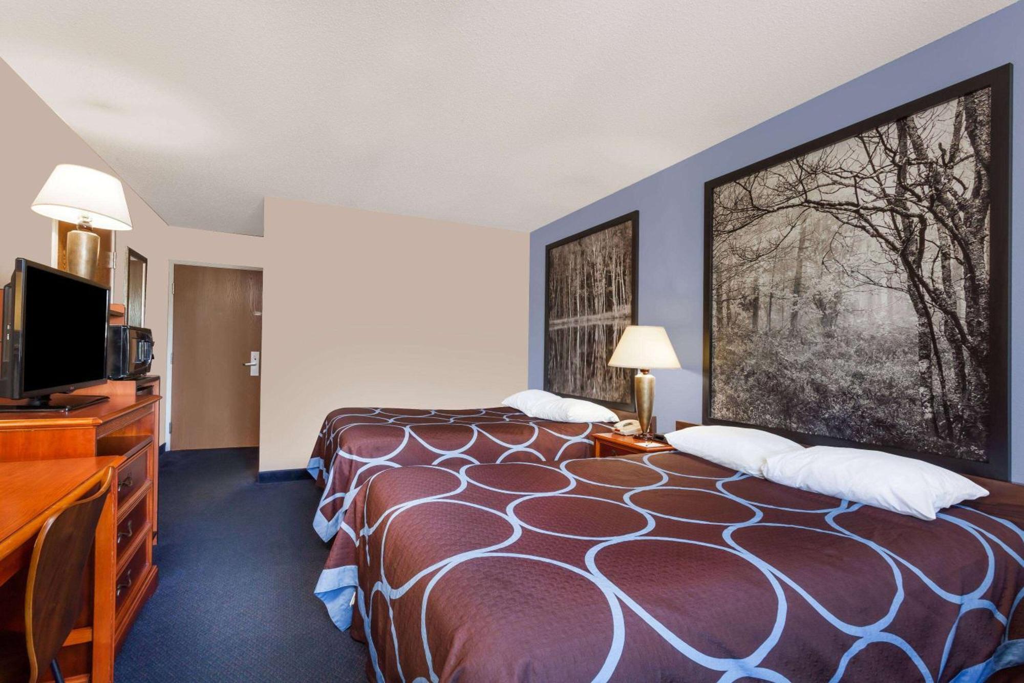 Hotel Super 8 By Wyndham Adrian Esterno foto